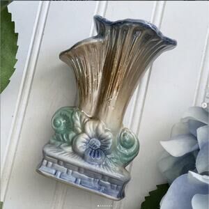 Vintage Lusterware Porcelain Ceramic Double Opening Trumpet Bud Vase Marked 267